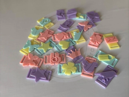 Dijes  para elástico 3D 24 unidades pack A