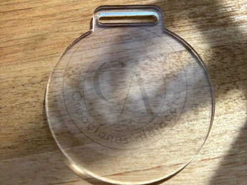 Medalla acrilico 6,5x6,5 transparente 50 unidades 