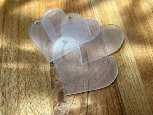 Llavero corazon de 6x6 cm 10 unidades con argolla y cadena 