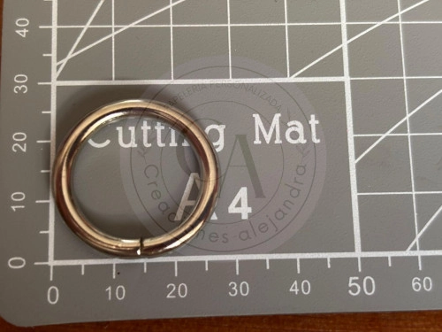 Argollas de 20x3,5 mm niquelada  10 unidades