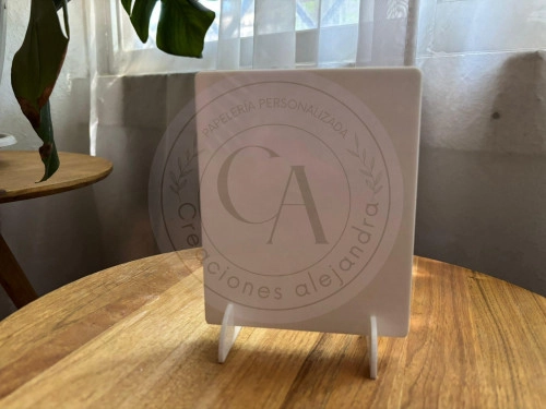 Cuadro de 12x15cm acrilico blanco sublimable 