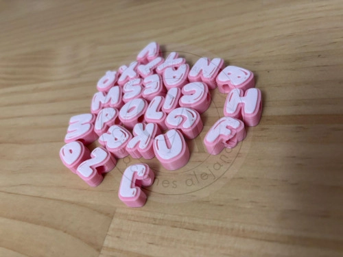 Letras en 3D colores 1unidad