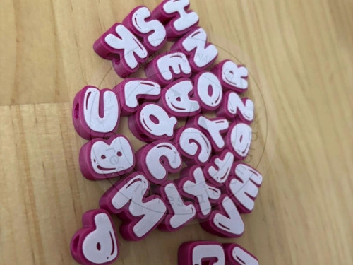 Letras en 3D colores 100 unidades 