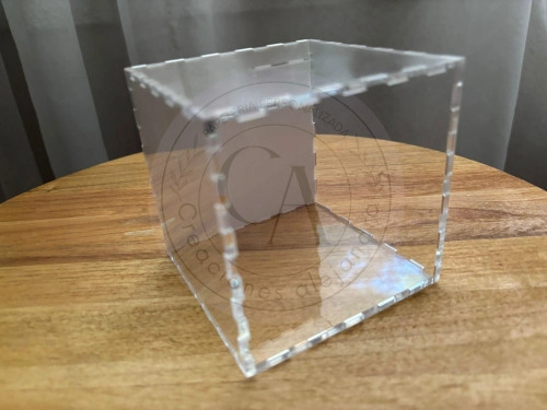 Alcancia de acrilico transparente con 1 cara sublimable  10 x10cm 10 unidades